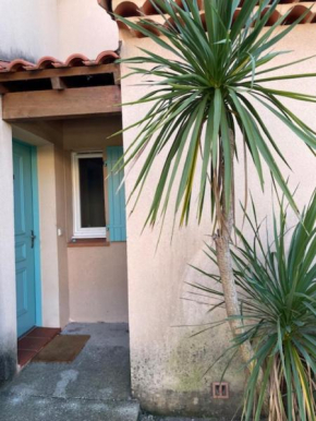 Carro, proche de la mer, appartement 2 chambres